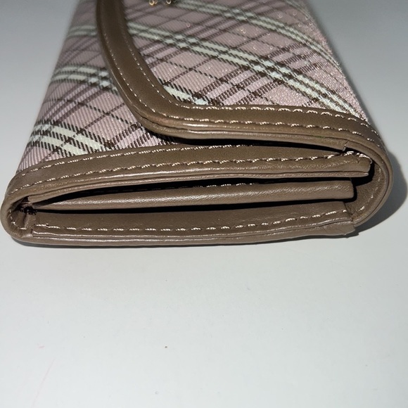 Burberry Pink Nova Set - Picture 10 of 15